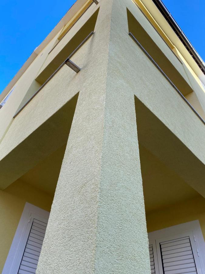 Apartments Luni II Baška Eksteriør bilde