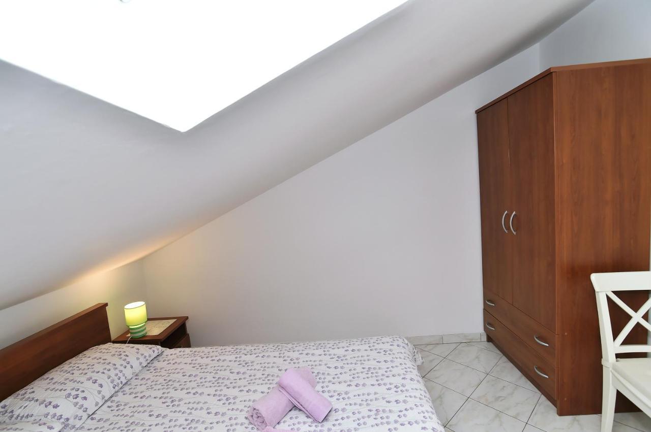 Apartments Luni II Baška Eksteriør bilde