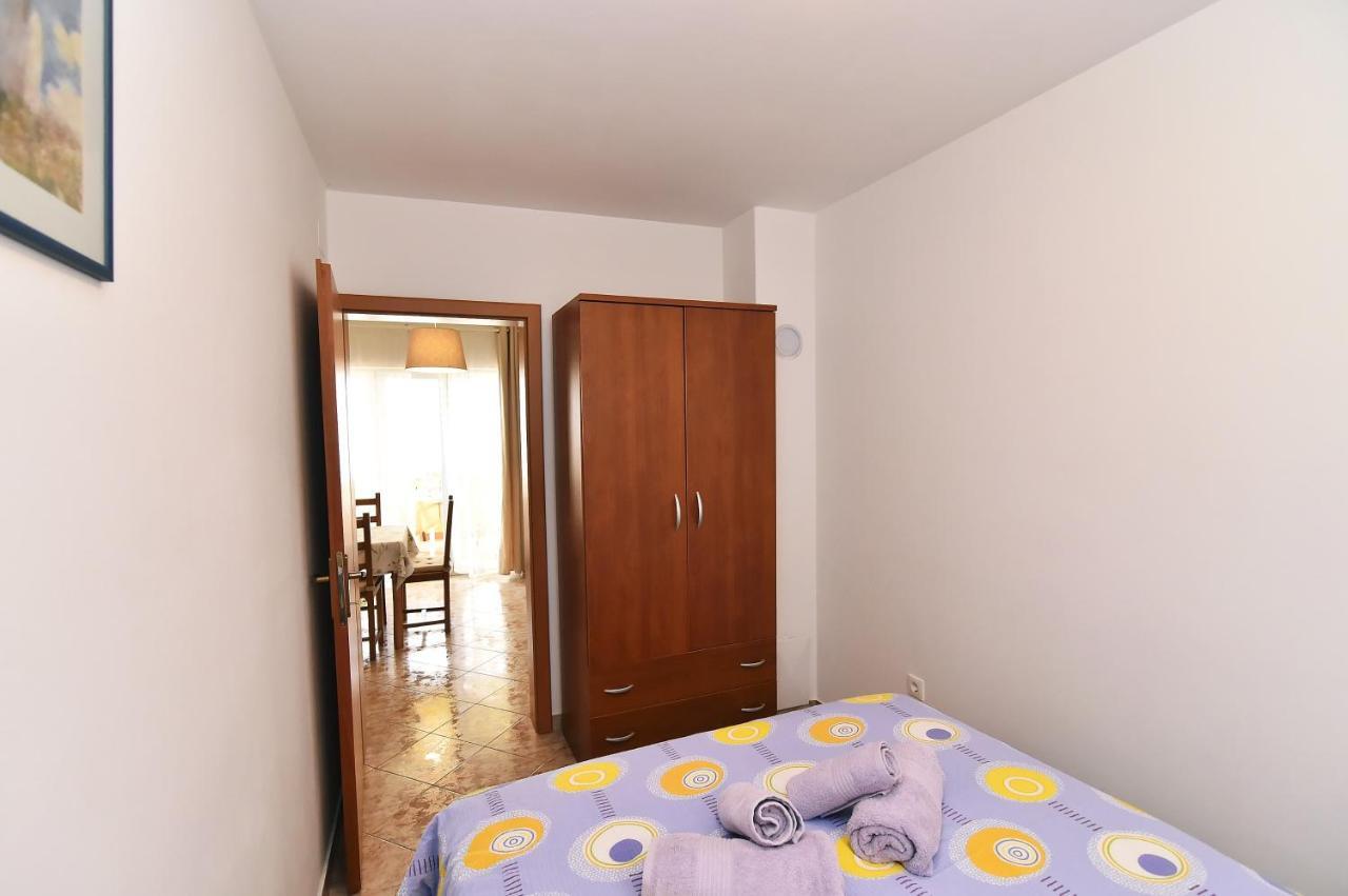 Apartments Luni II Baška Eksteriør bilde